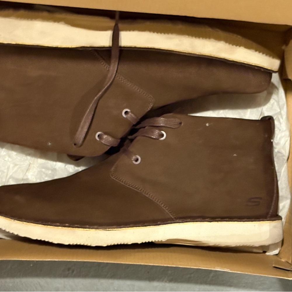 Skechers Men's Dark Brown Chukka Boots